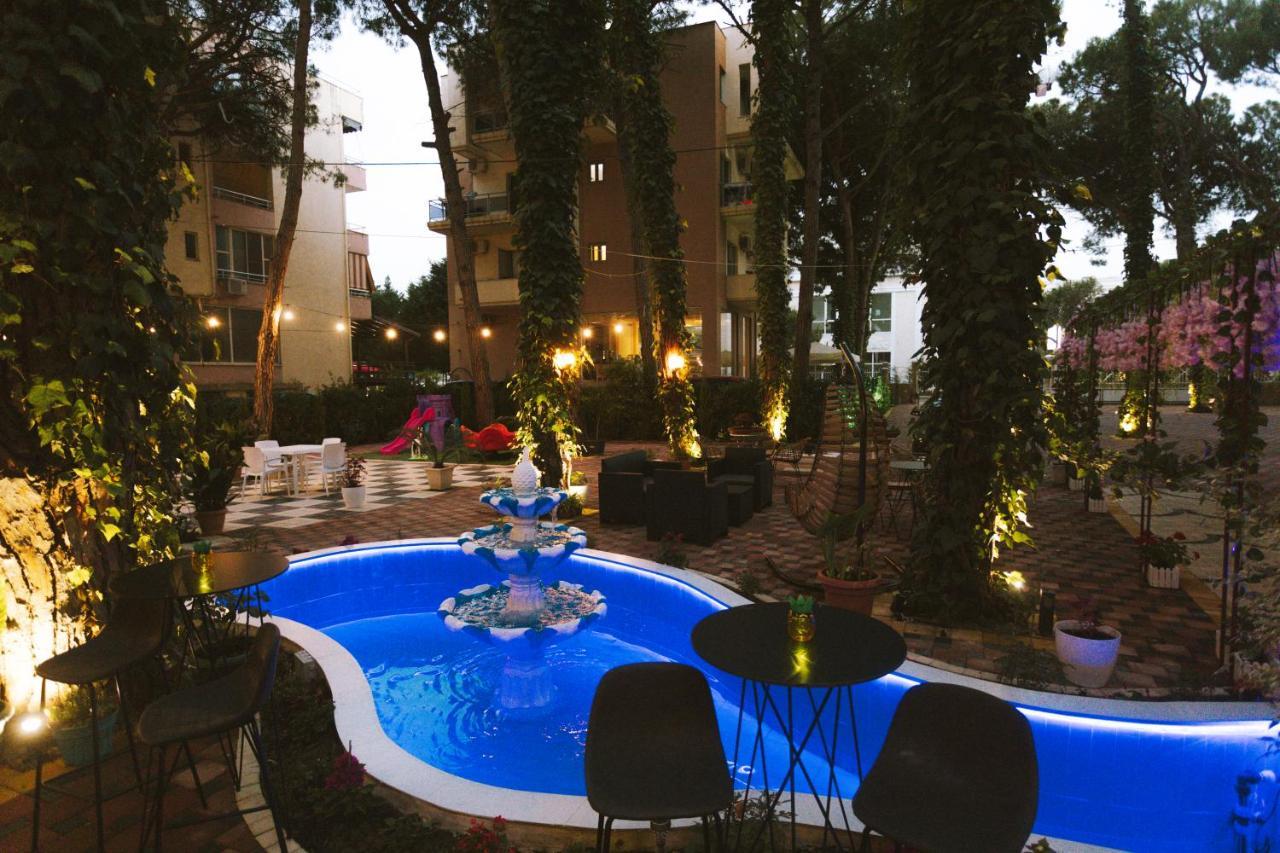 Hotel Mali I Robit Golem  Exterior photo